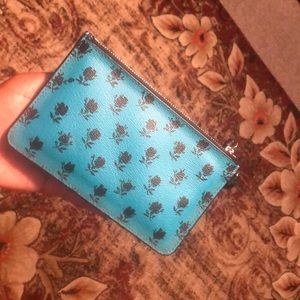 Coach Blue Rose Floral Print Wrislet/Wallet